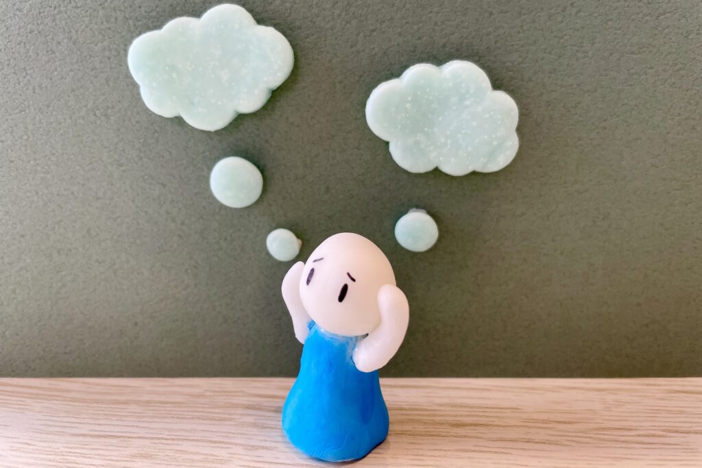 嫌われる　好かれる　特徴　中学生