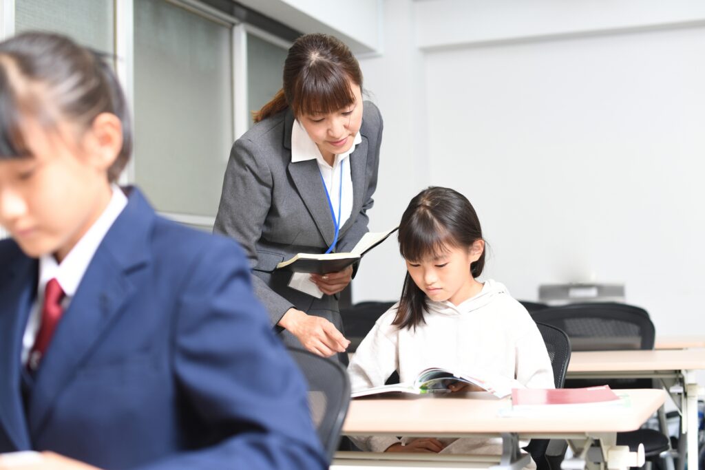 落ち着きがない
中学生
